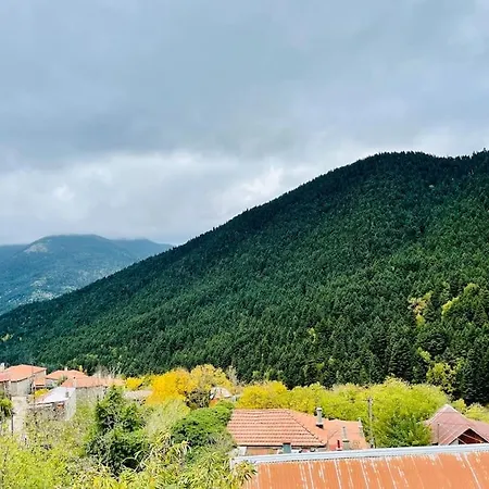 Feriehus Voutyro I, Karpenisi, Evrytania Karpenísion